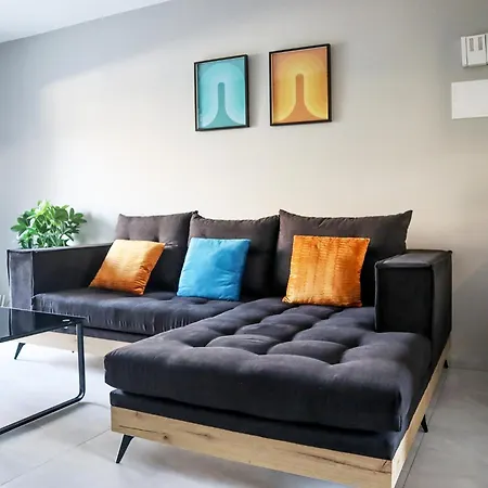 Hiyam's - Margarita Gardens Apartamento